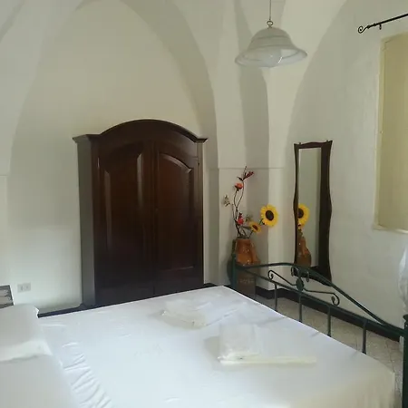 לינה וארוחת בוקר Mercanti מנדוריה